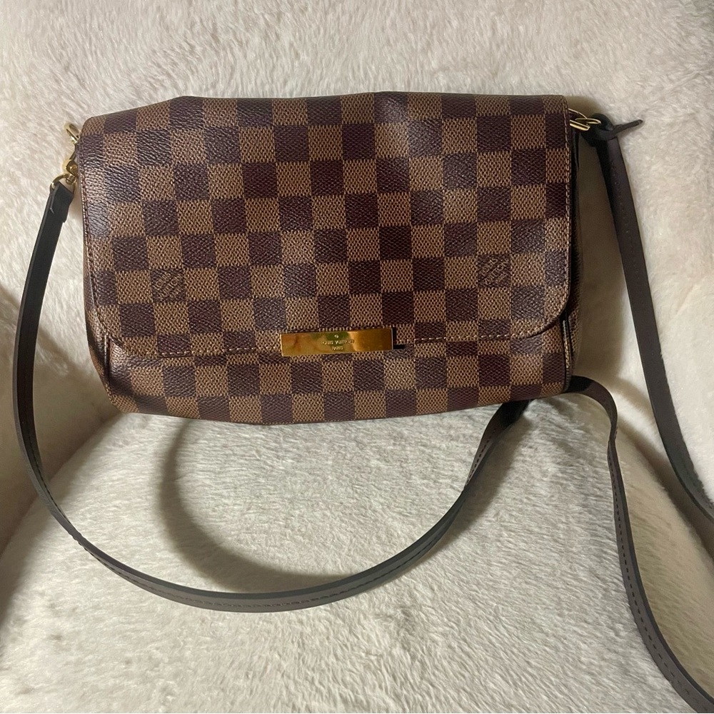 Louis Vuitton Damiere Ebene Favorite PM
